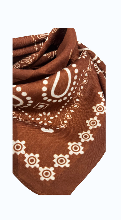 Bandana rouge motifs ethniques