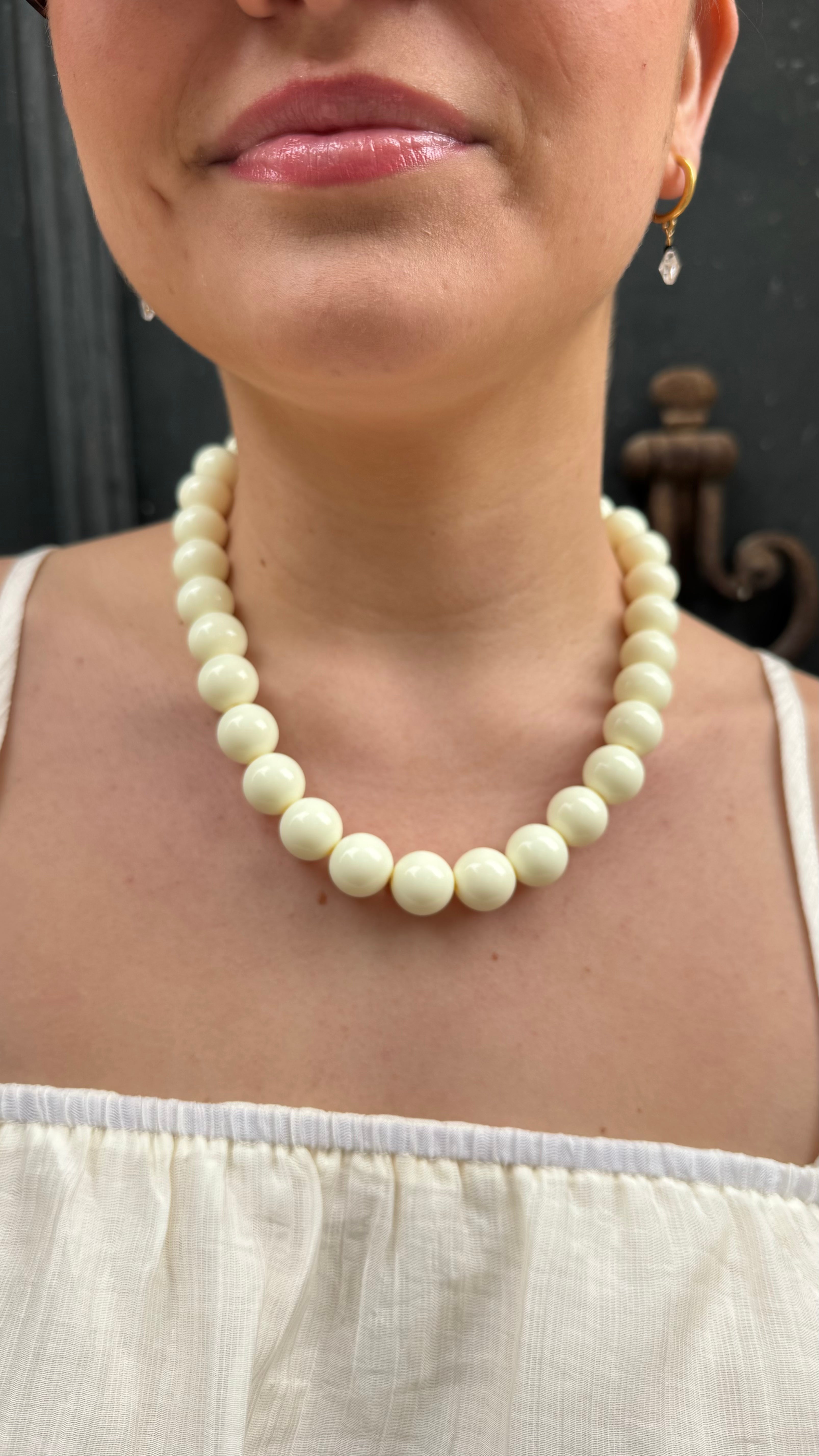 Collier perles ivoire grosses boules